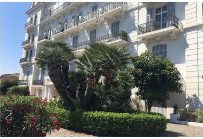 Winter Palace Cannes Exterior photo